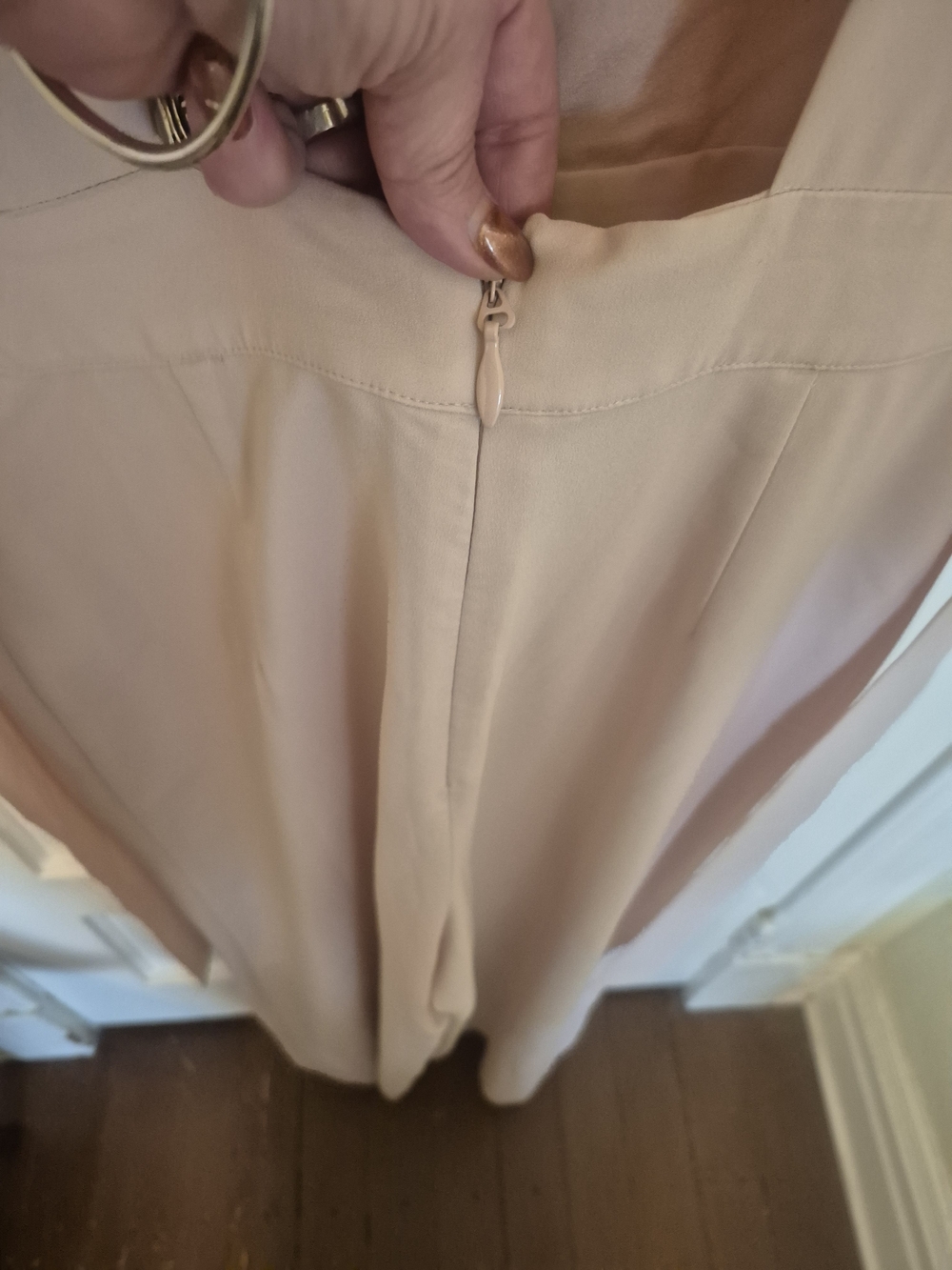 bebe Blush Pink Wide Leg Belted Jumpsuit Open Back Size 10 - Picture 9 of 13